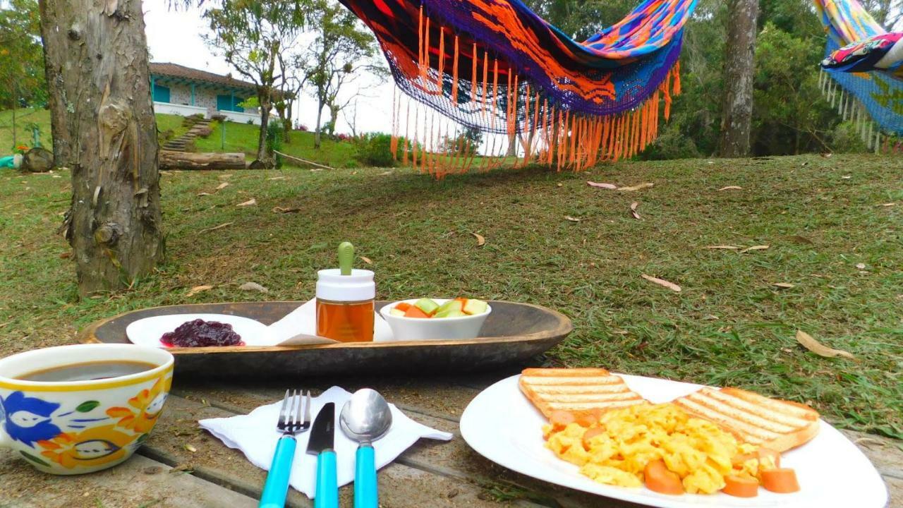 Bacoa HostelGuatapé エクステリア 写真